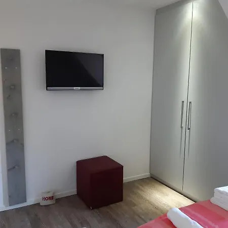 Geele Hus 2 * Бюзум