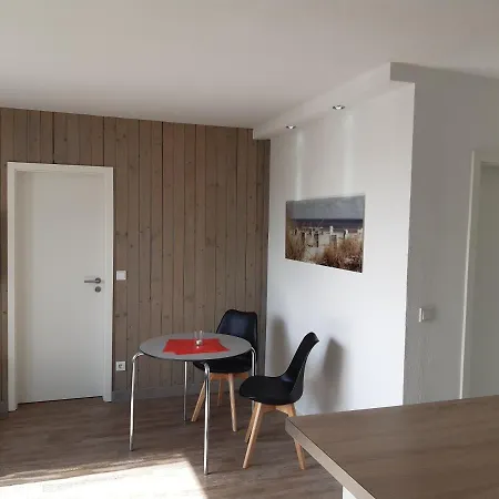 Geele Hus 2 *